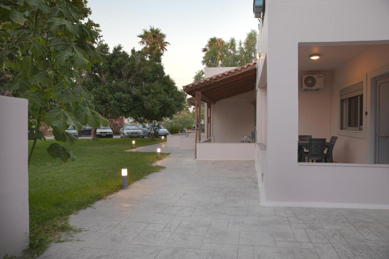 Philippos & Alexandros Apartments Tigkaki  Exterior photo